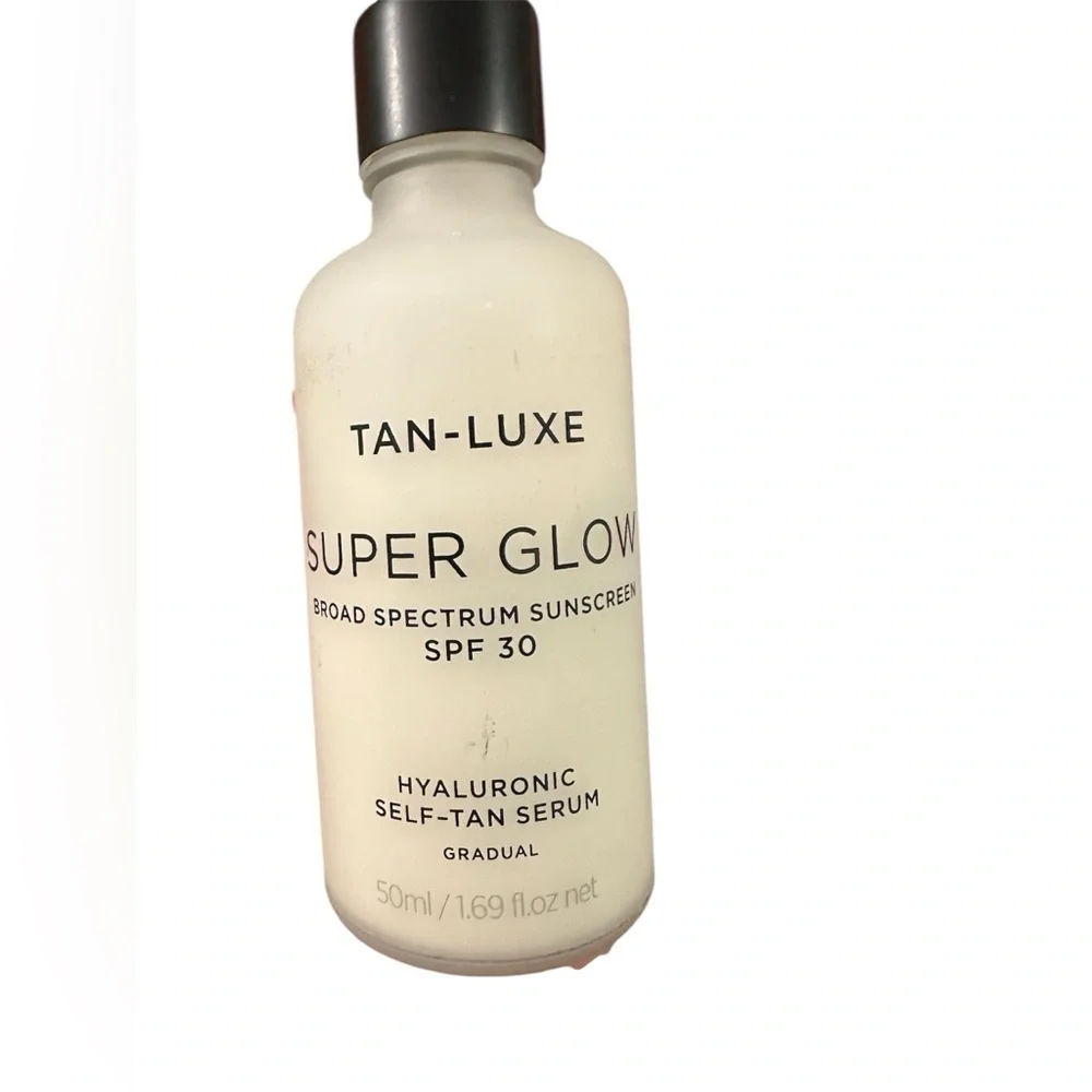 Tan-Luxe Super Glow Serum - Picture 3 of 3
